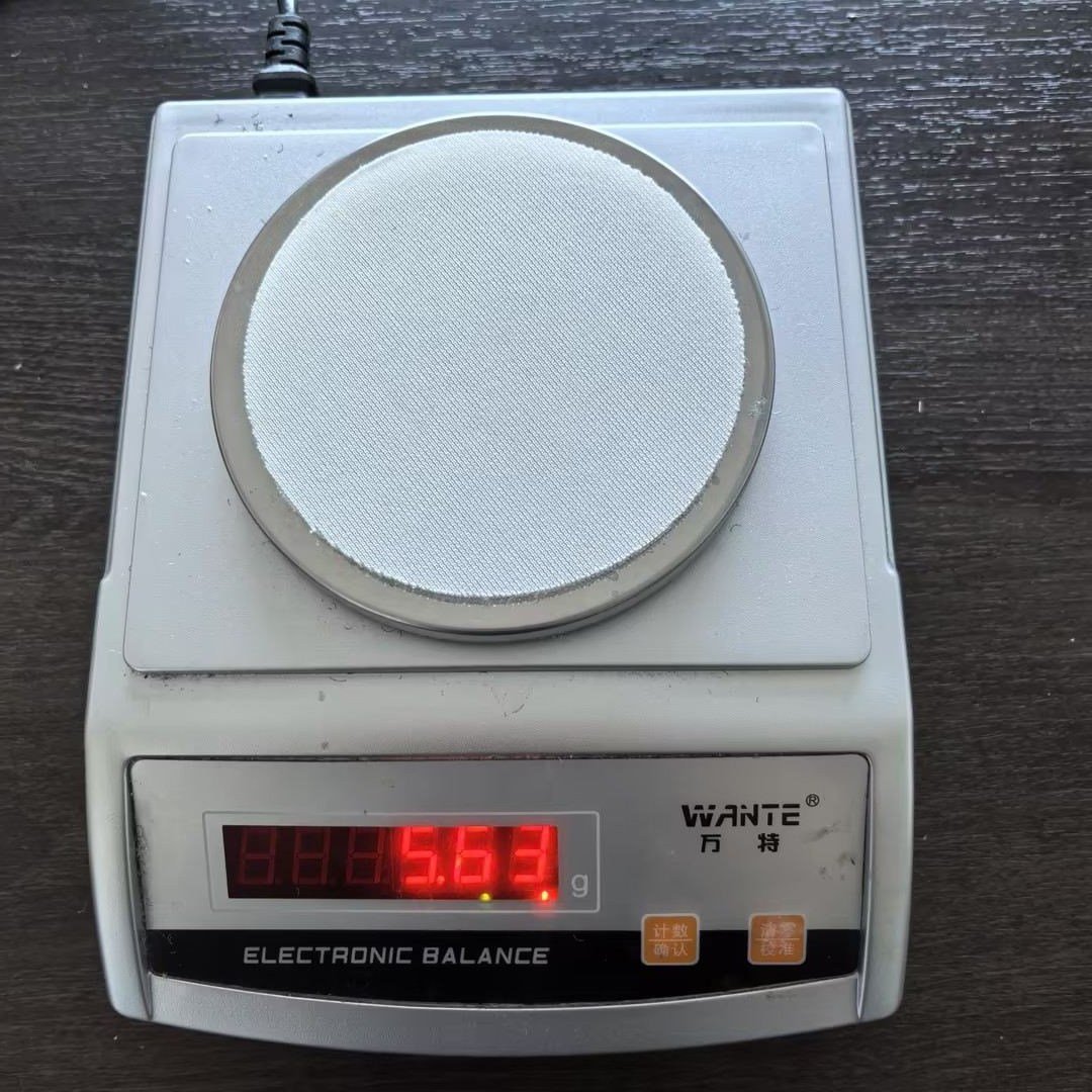 Type B 530gsm white fire-retardant golf impact screen fabric weight test